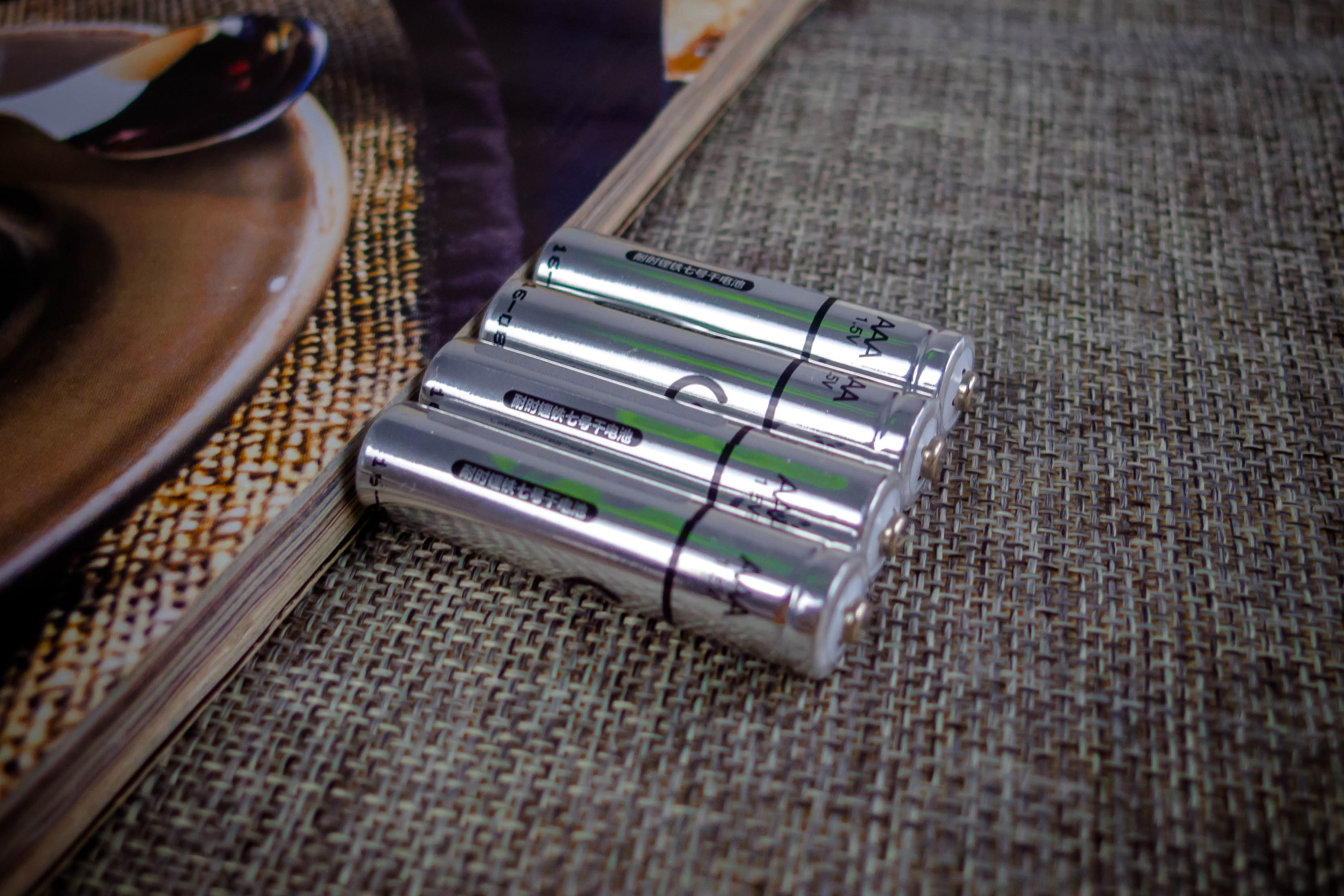 给你的设备一颗强悍安全的"心" 耐时锂铁七号电池评测