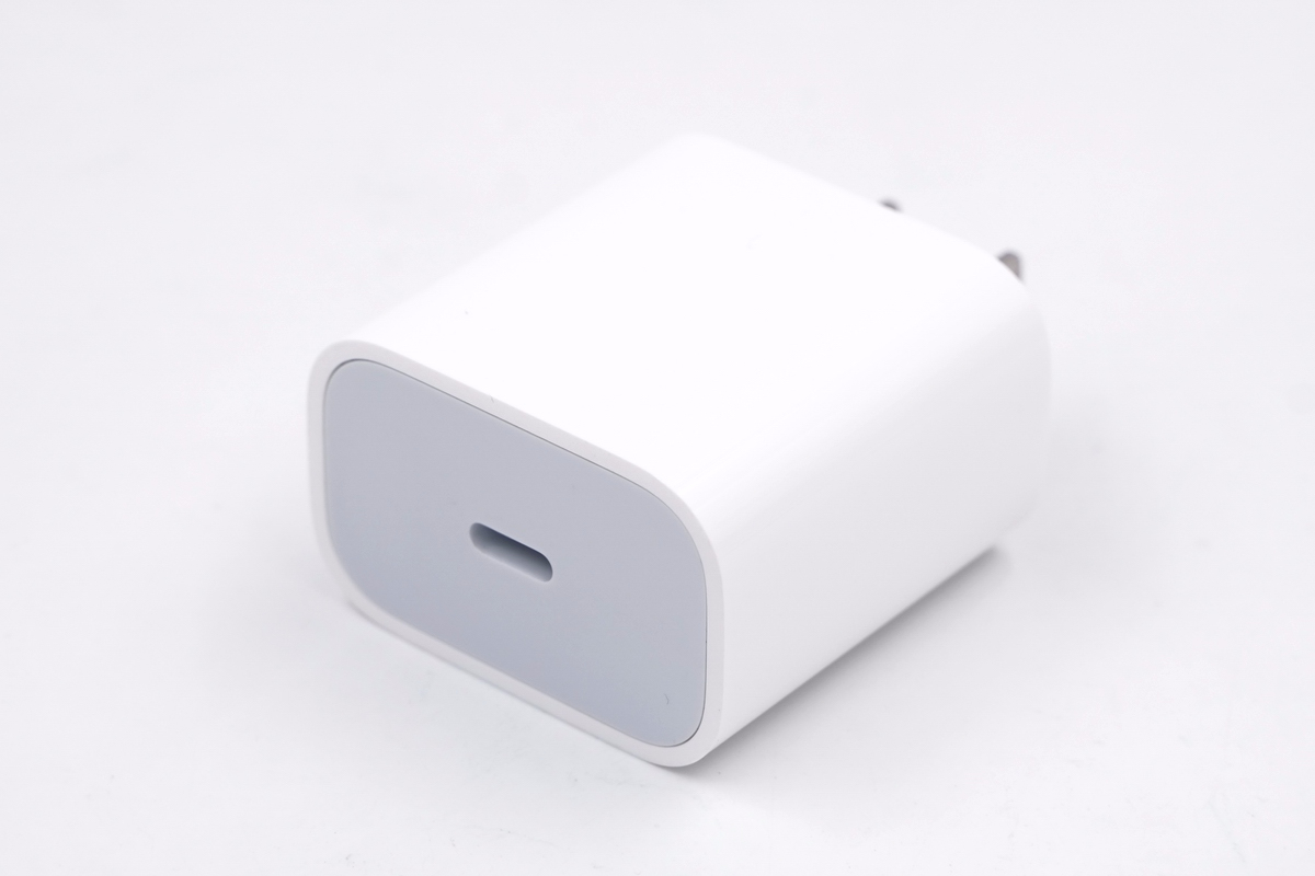 苹果原装18w usb pd充电器(a1695)兼容性测试,iphone x系列均能开启快