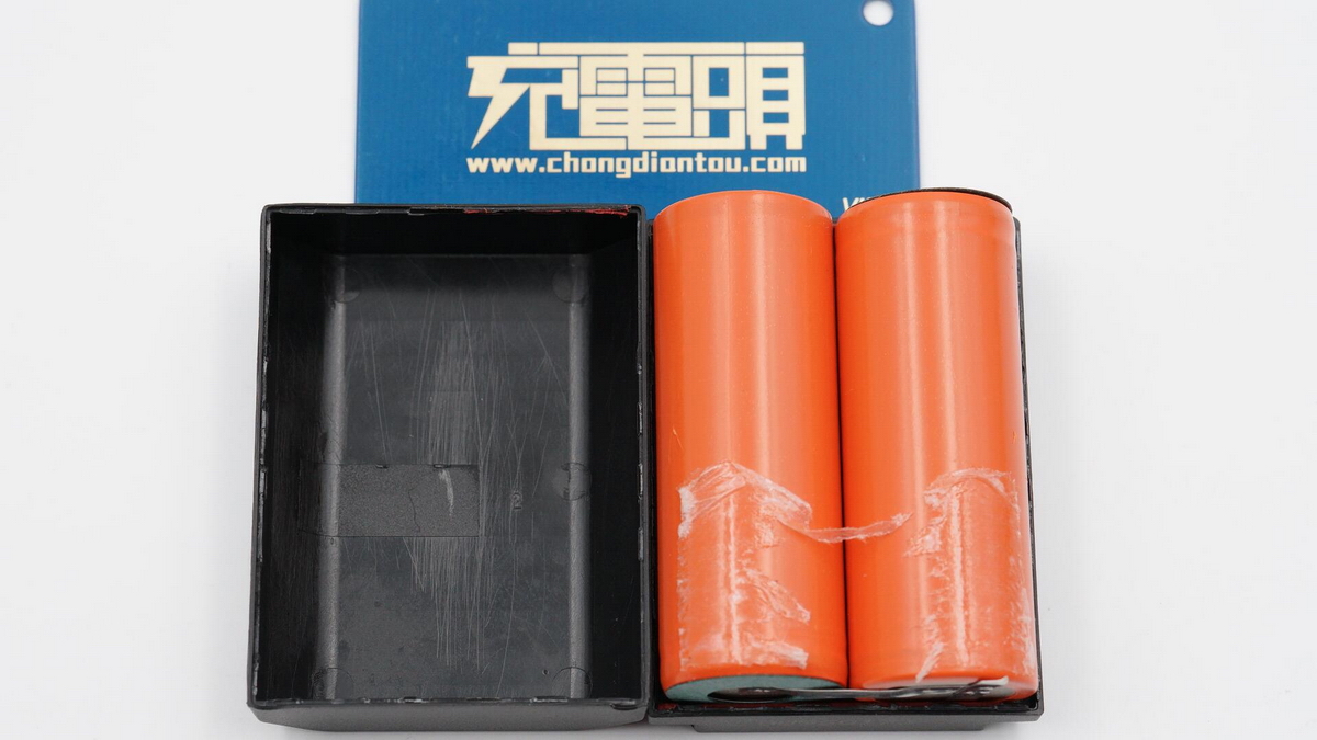 拆解报告：RAVPOWER NP-FZ100电池充电套装RP-BC018-充电头网