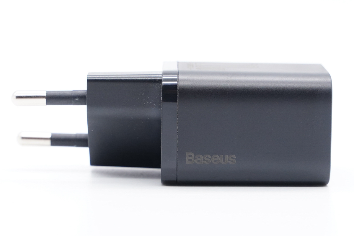 拆解报告：Baseus倍思20W Super Si超级硅充电器CCCJGCE-X-充电头网