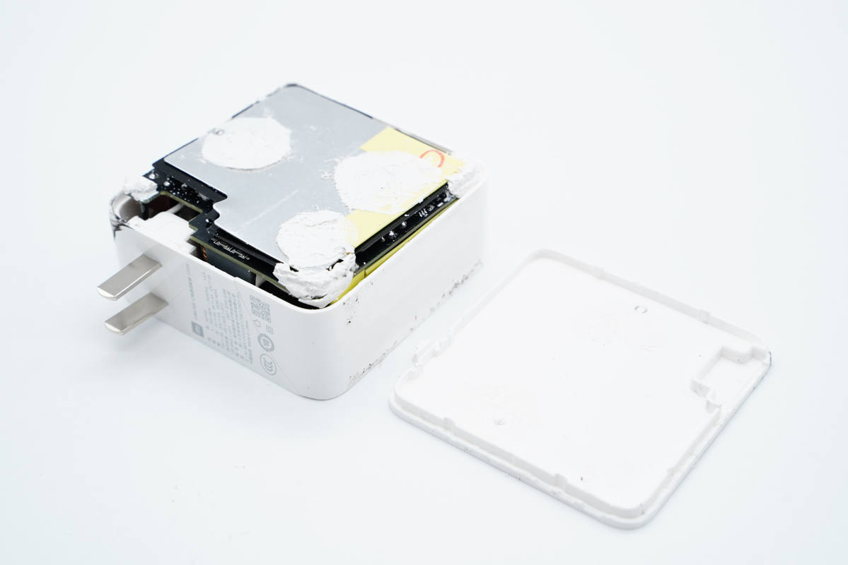 拆解报告：RedmiBook Pro 15笔记本标配100W PD快充充电器-充电头网