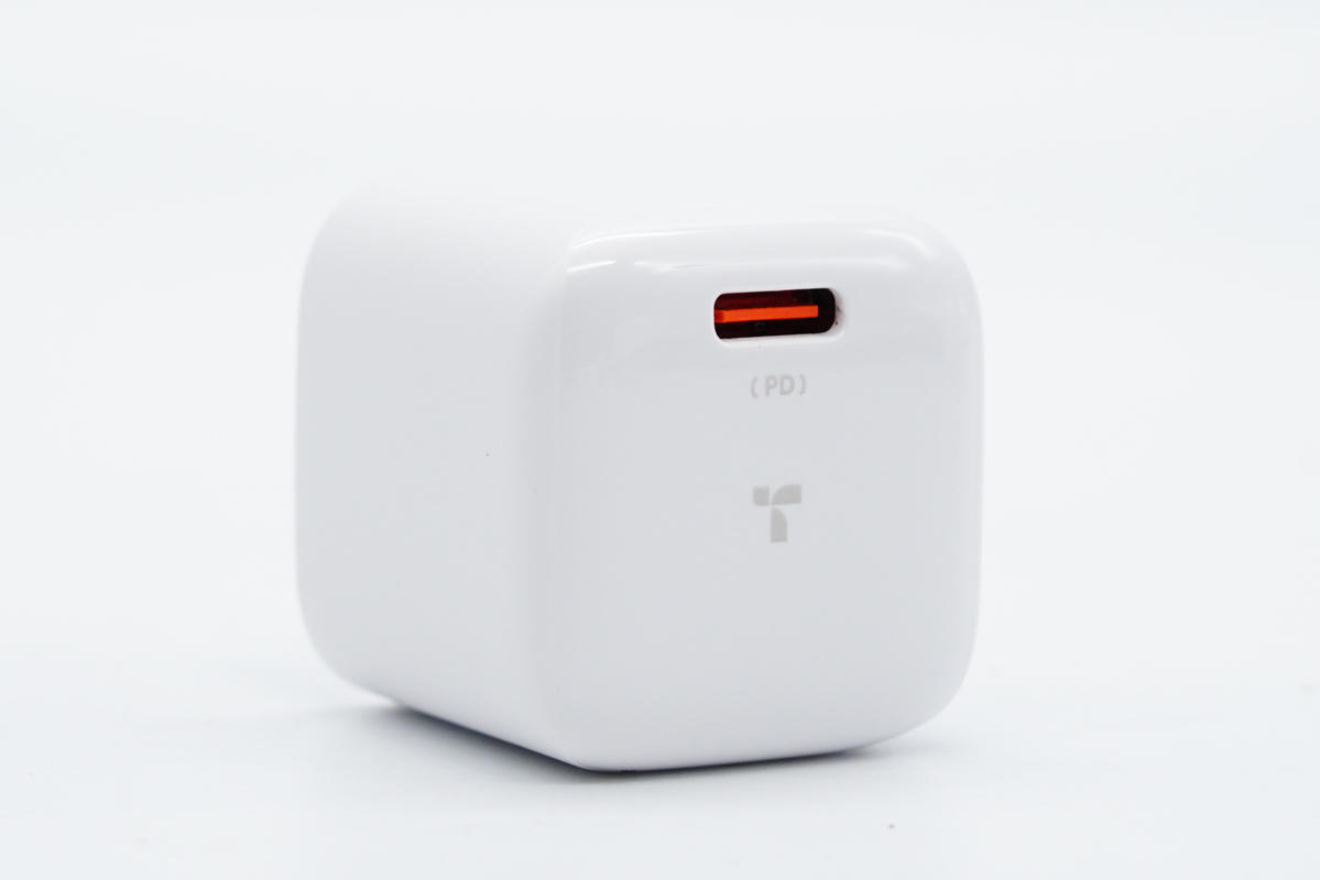 拆解报告:TORRAS图拉斯迷你20W PD快充充电器-充电头网