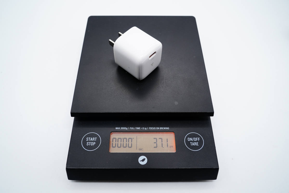拆解报告:TORRAS图拉斯迷你20W PD快充充电器-充电头网