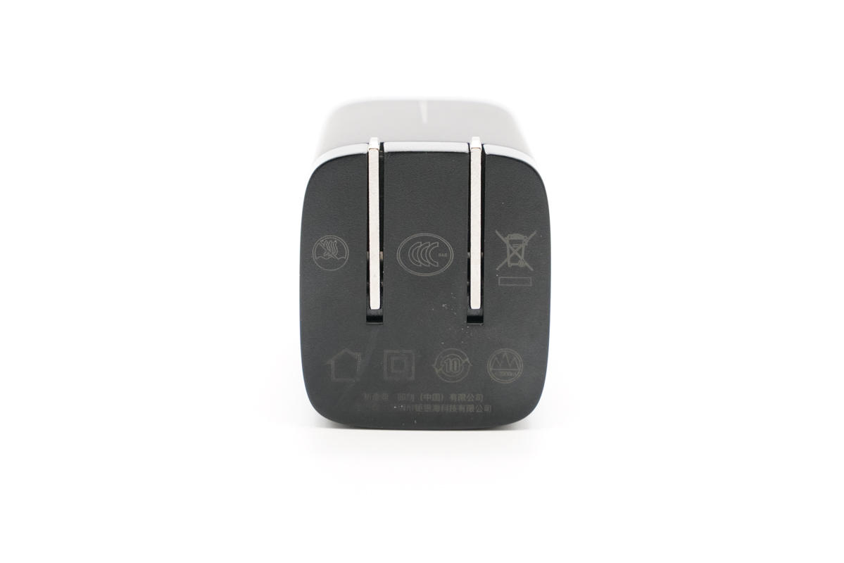 拆解报告:Zikko即刻65W 2C1A氮化镓快充充电器-充电头网