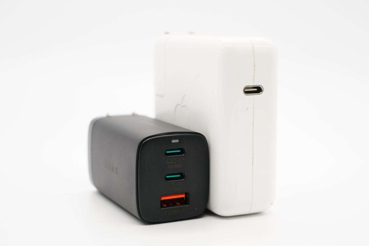 拆解报告:Zikko即刻65W 2C1A氮化镓快充充电器-充电头网