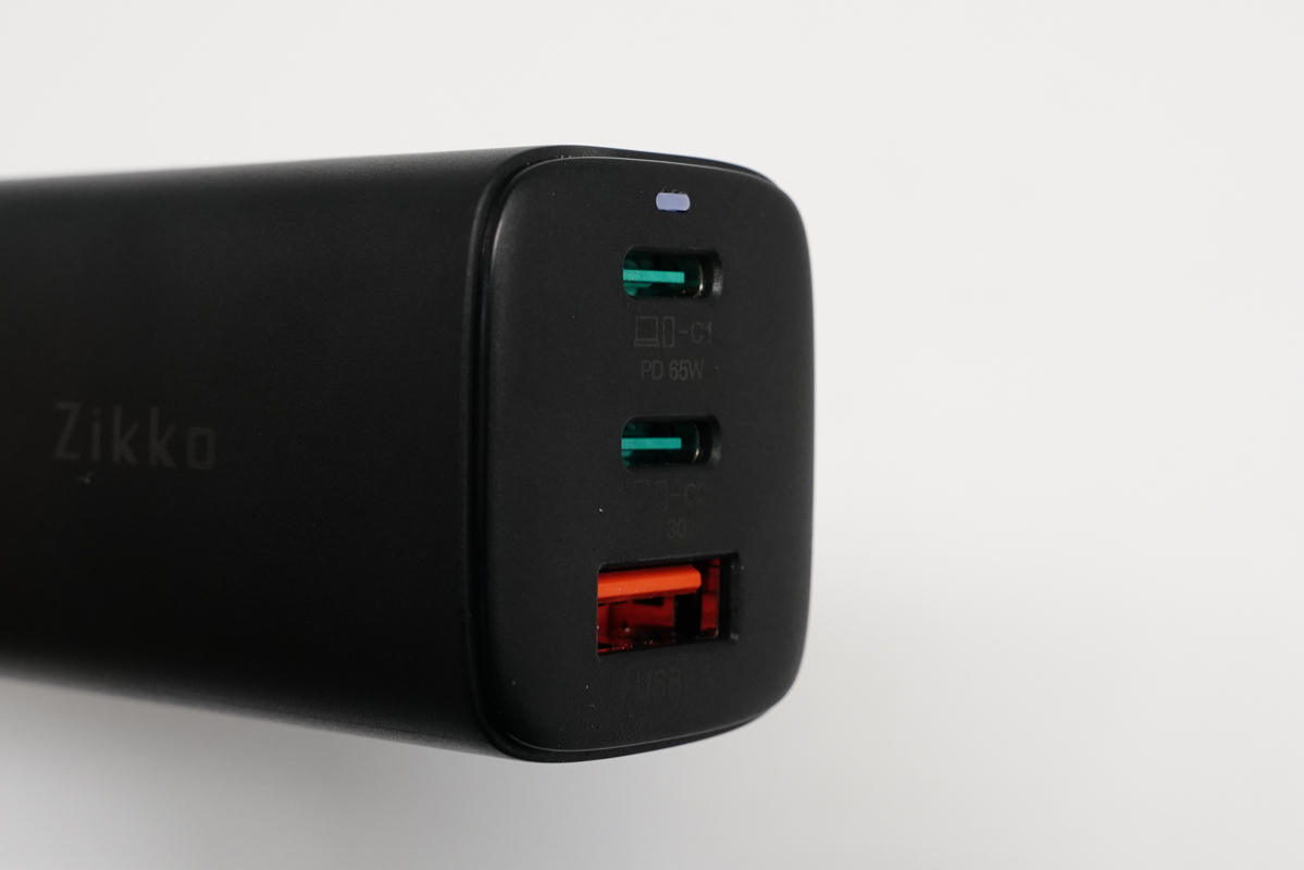 拆解报告:Zikko即刻65W 2C1A氮化镓快充充电器-充电头网
