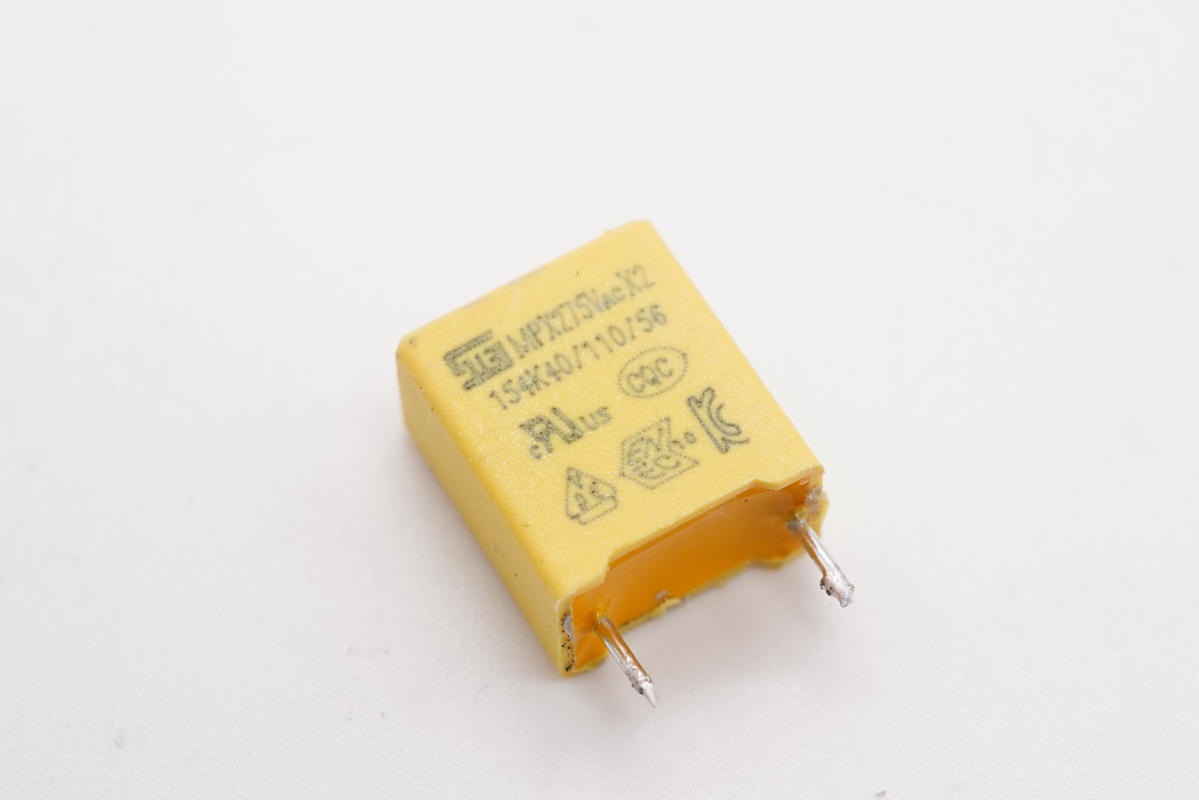 拆解报告:Zikko即刻65W 2C1A氮化镓快充充电器-充电头网