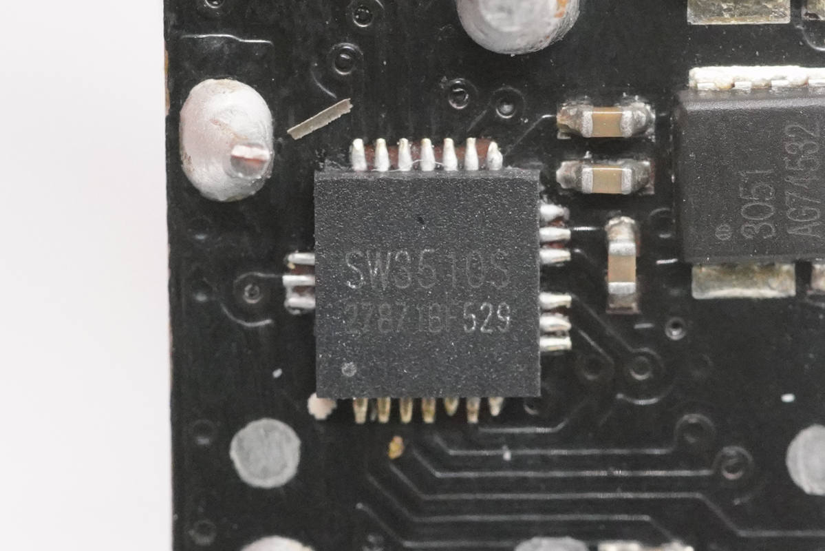 拆解报告:Zikko即刻65W 2C1A氮化镓快充充电器-充电头网