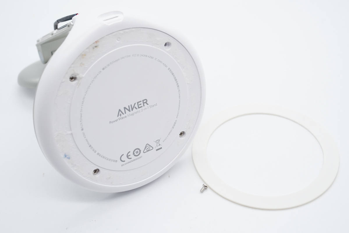 拆解报告：ANKER安克磁吸式双项无线充电器A2561-充电头网