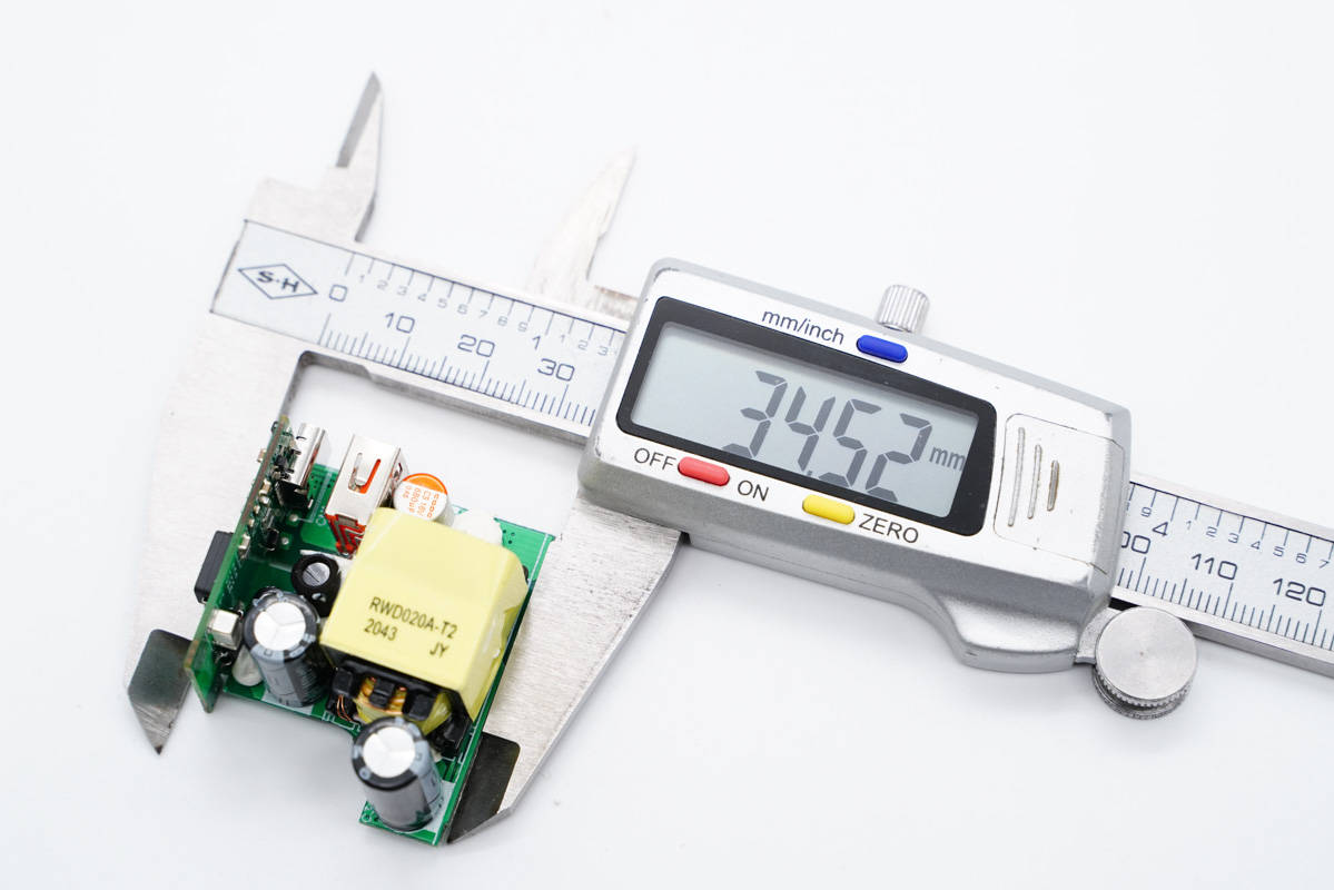 拆解报告:Rapoo雷柏20W 1A1C充电器-充电头网