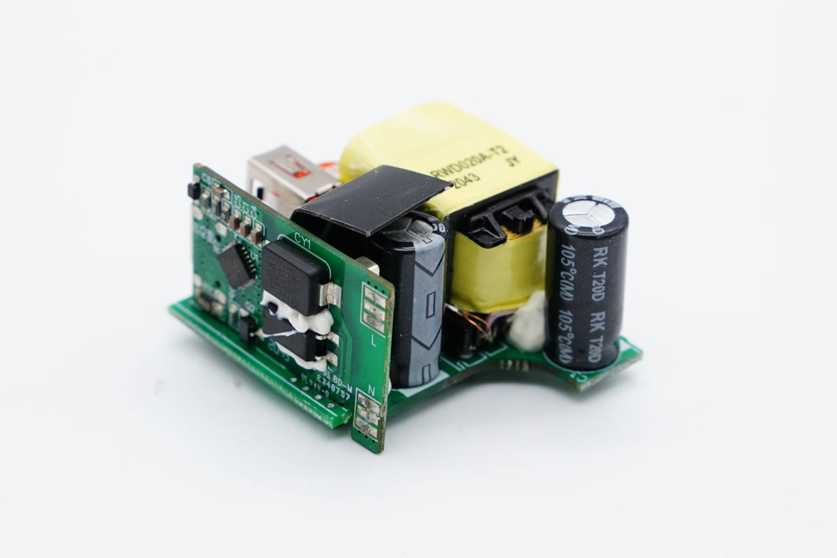 拆解报告:Rapoo雷柏20W 1A1C充电器-充电头网