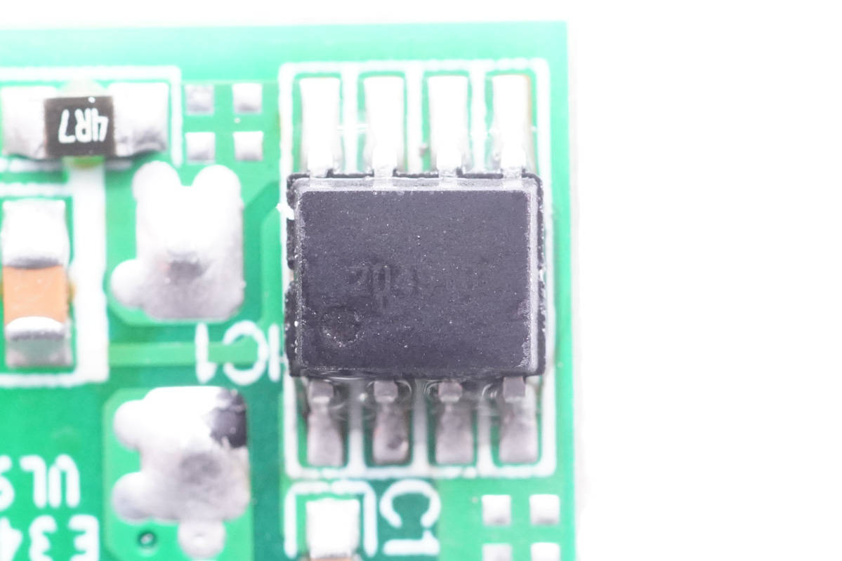 拆解报告:Rapoo雷柏20W 1A1C充电器-充电头网
