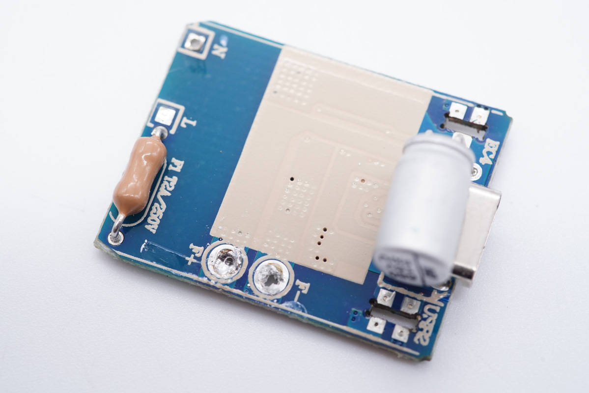 拆解报告:JOYROOM机乐堂20W 1A1C快充充电器-充电头网