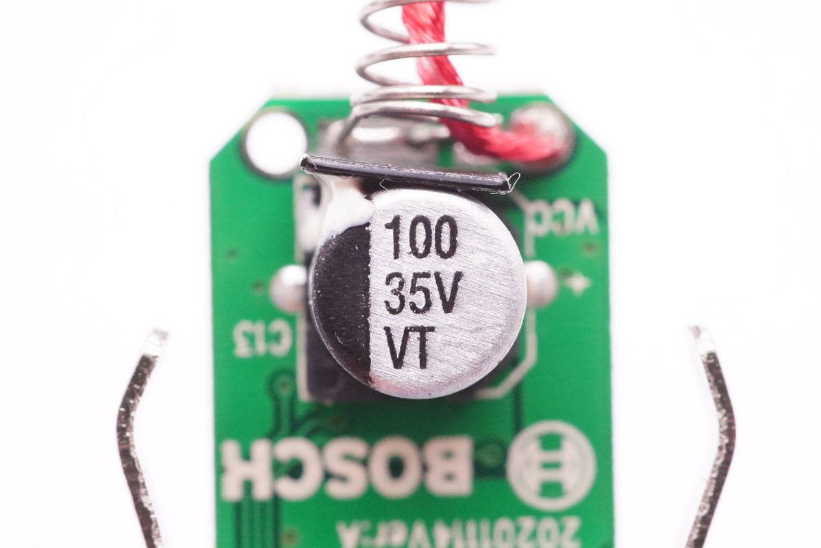 拆解报告:BOSCH博世45W 1A1C双口快充车充-充电头网