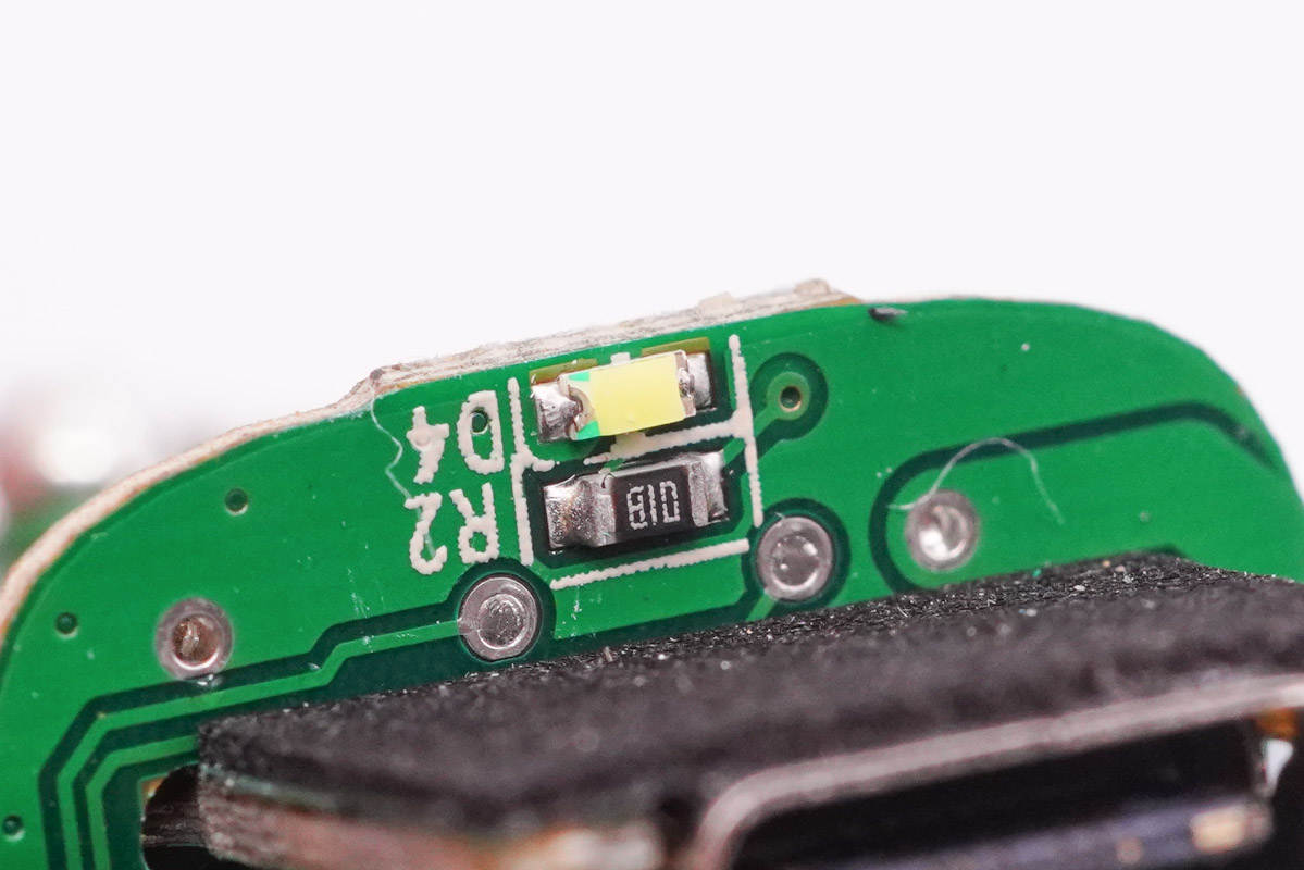 拆解报告:BOSCH博世45W 1A1C双口快充车充-充电头网