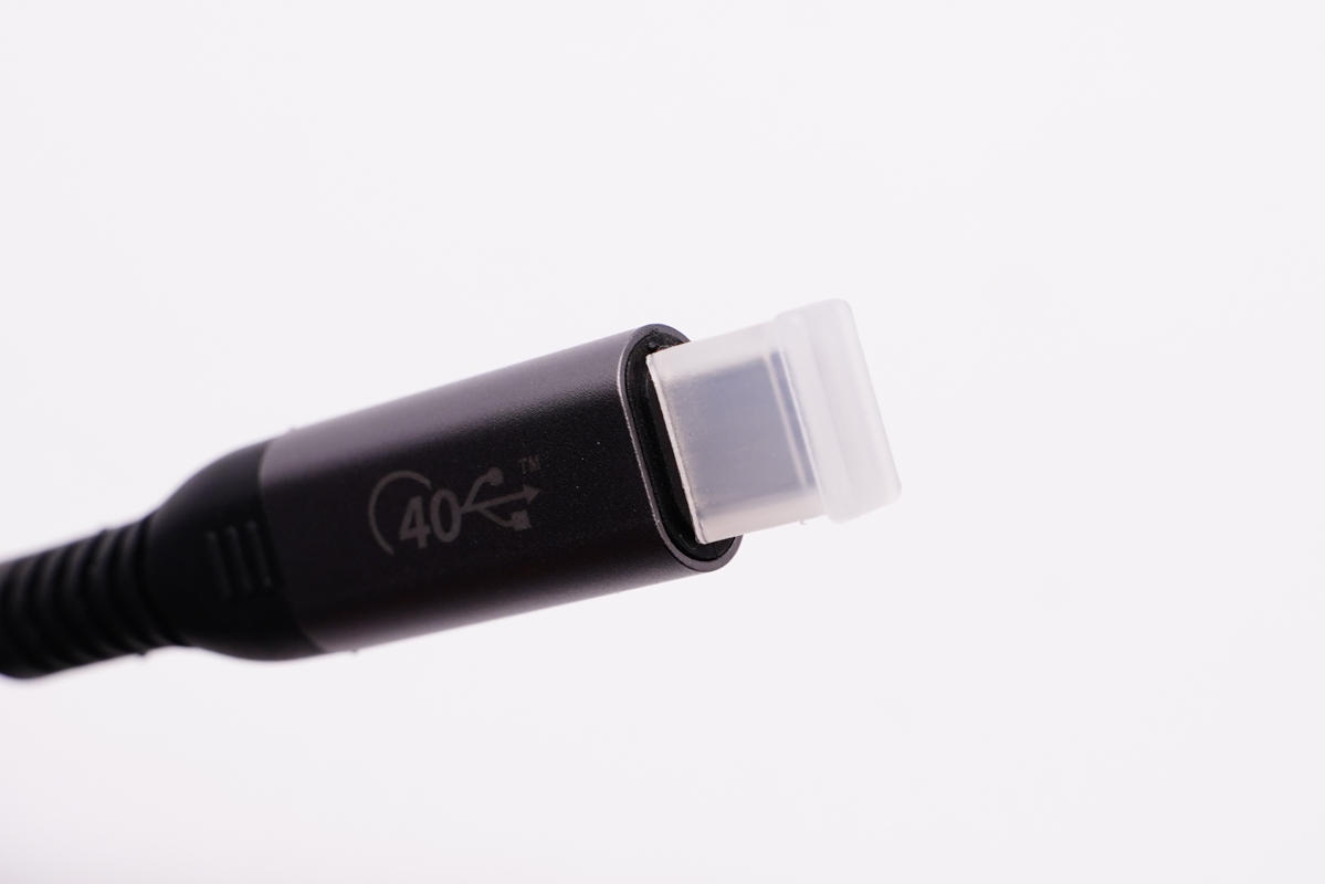 拆解报告:讯光电子USB4数据线-充电头网