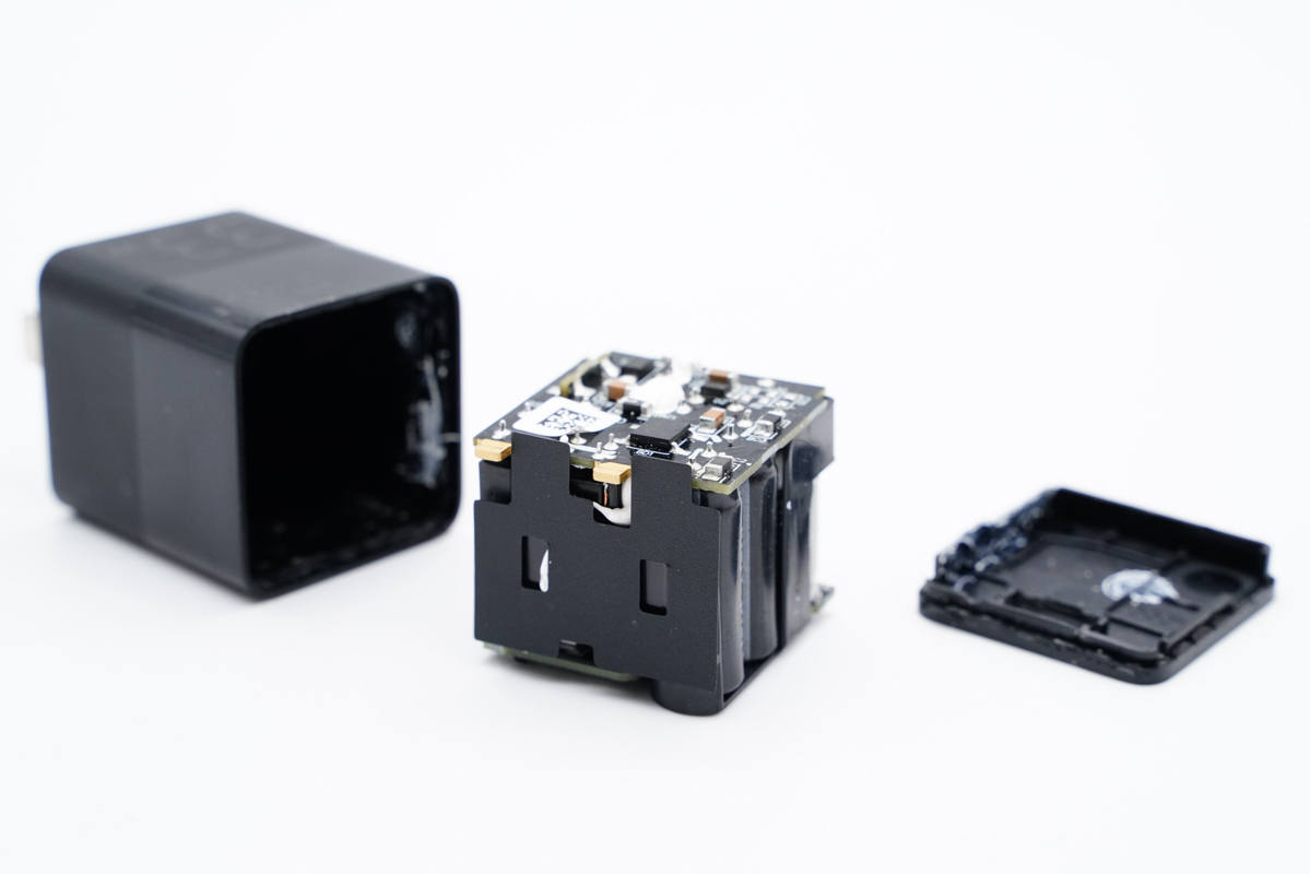 拆解报告:ZMI紫米33W PD快充氮化镓充电器HA715-充电头网