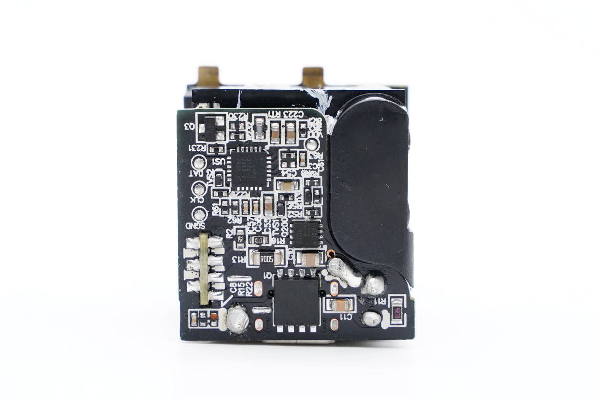 拆解报告:ZMI紫米33W PD快充氮化镓充电器HA715-充电头网