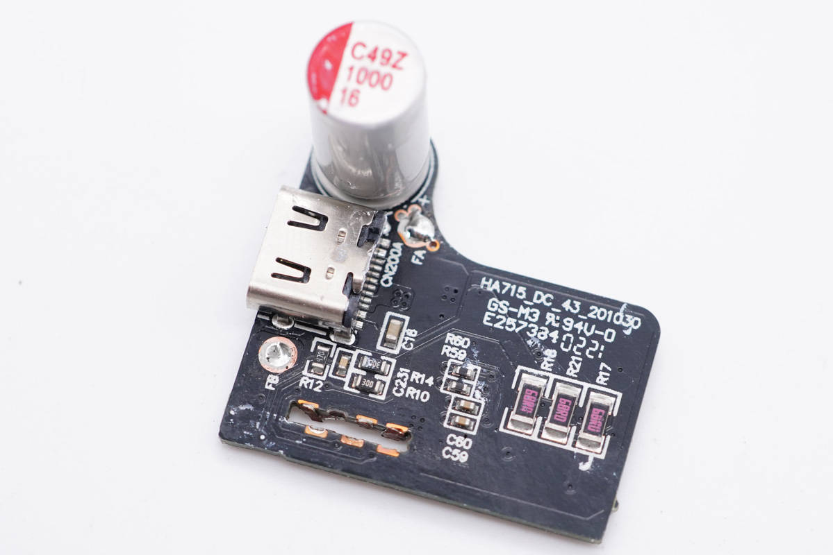 拆解报告:ZMI紫米33W PD快充氮化镓充电器HA715-充电头网