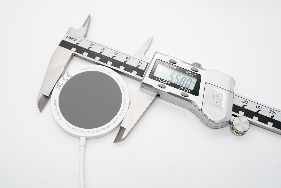 完美适配iPhone 12磁吸充电，PYS鹏元晟MagSafe磁吸无线充电器评测-充电头网