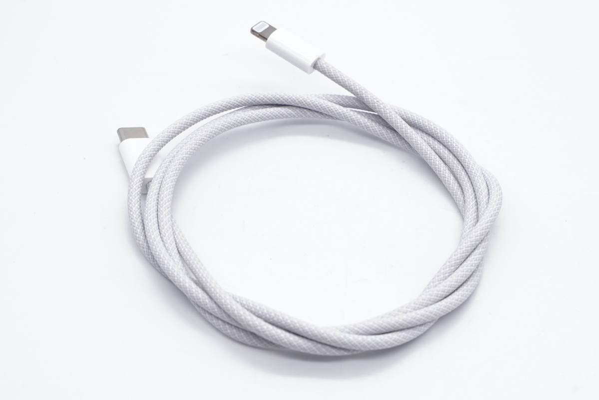 拆解报告：苹果新款iMac标配Lightning编织线-充电头网