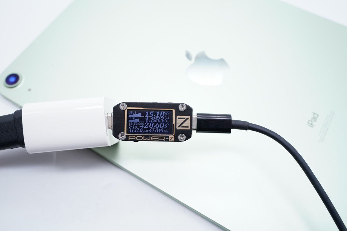 支持多种快充协议和PPS快充，PYS鹏元晟30W PD充电器评测-充电头网