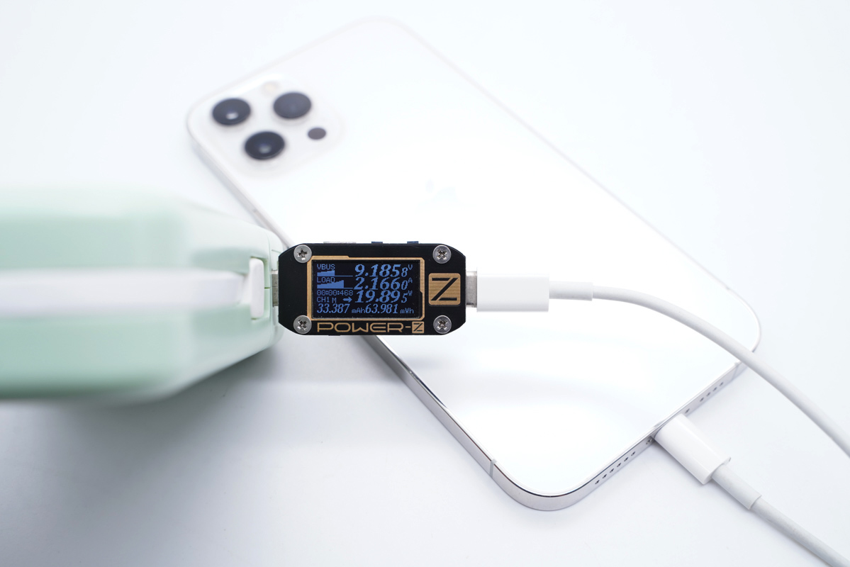 一个产品多种使用形态，德立华多合一磁吸无线充电宝评测-充电头网