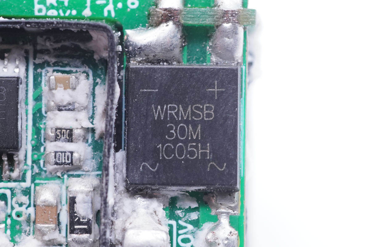 拆解报告:创富源迷你33W 1A1C氮化镓快充充电器-充电头网