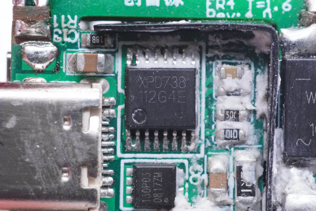 拆解报告:创富源迷你33W 1A1C氮化镓快充充电器-充电头网
