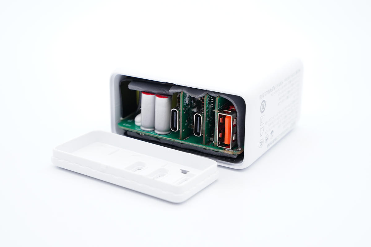拆解报告:QCY意象65W 2C1A氮化镓快充充电器-充电头网
