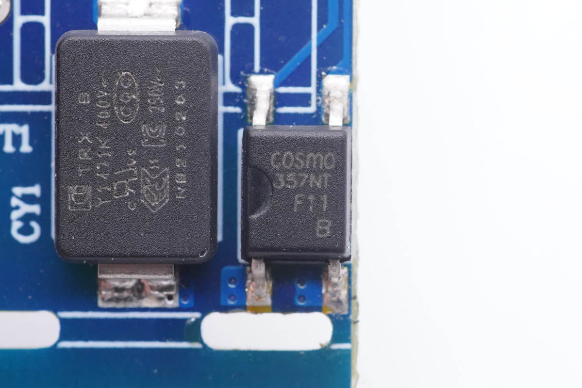 拆解报告:诚悦电子迷你20W PD快充充电器-充电头网