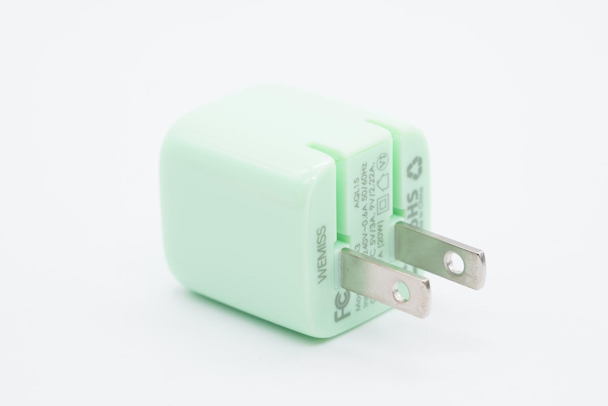 拆解报告:WEMISS迷你20W PD快充充电器CH-A3-充电头网