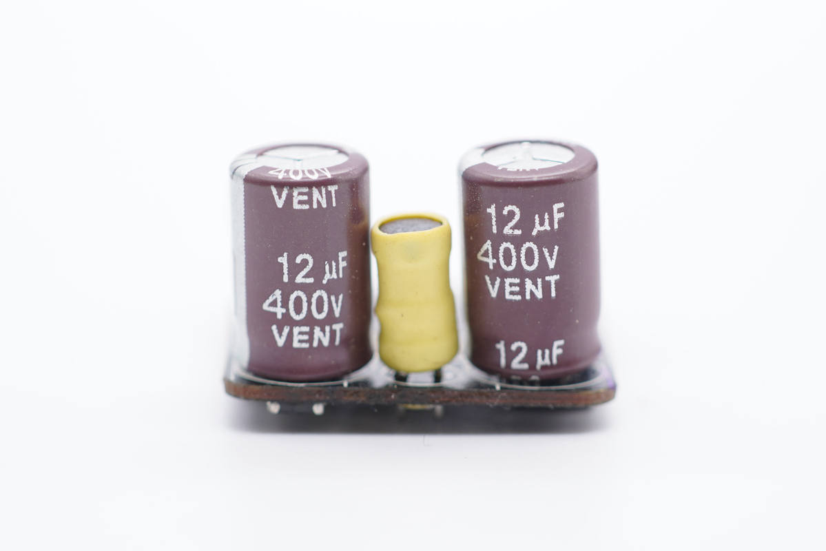 拆解报告:WEMISS迷你20W PD快充充电器CH-A3-充电头网