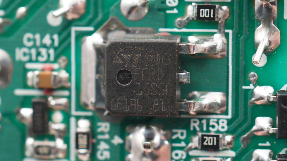 拆解报告：SONY索尼PS4 Pro游戏主机282W电源ADP-300CR-充电头网