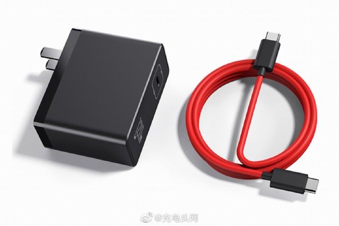 苹果最新发布会来了！你的iPhone 13还缺这些配件！-充电头网