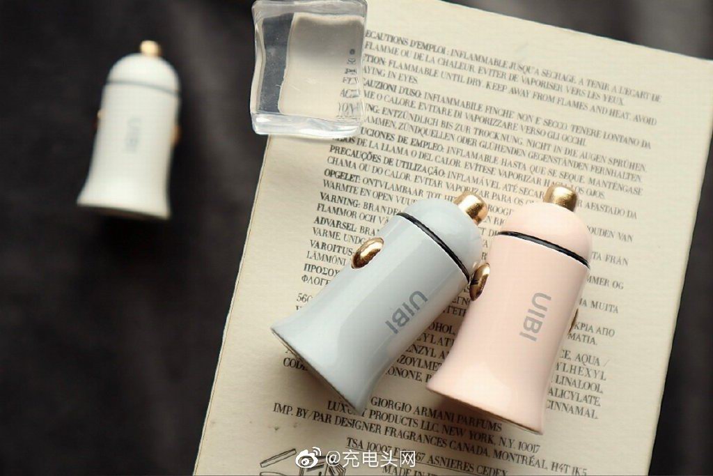 苹果最新发布会来了！你的iPhone 13还缺这些配件！-充电头网