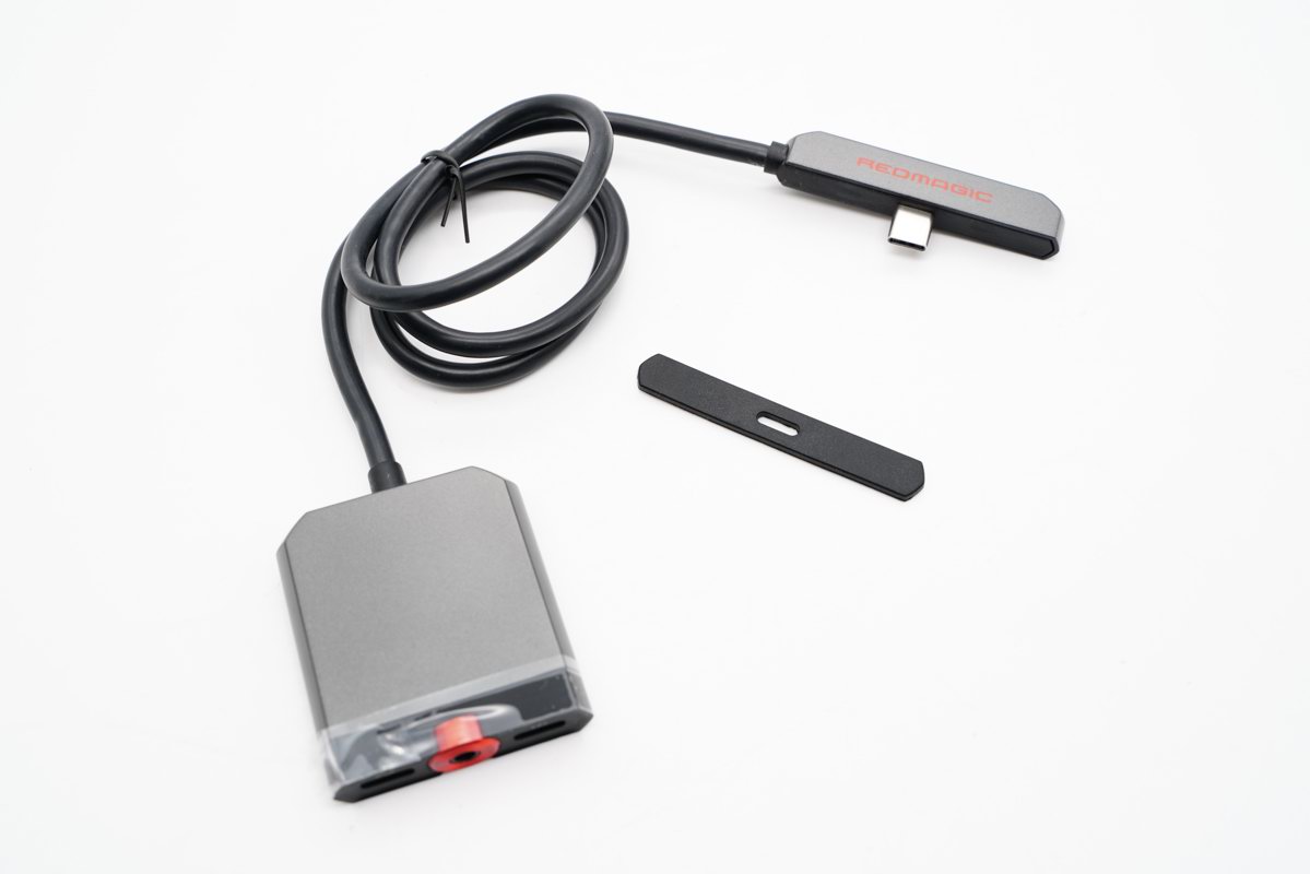 苹果最新发布会来了！你的iPhone 13还缺这些配件！-充电头网