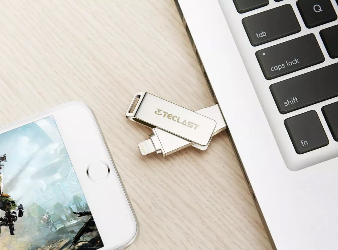 苹果最新发布会来了！你的iPhone 13还缺这些配件！-充电头网