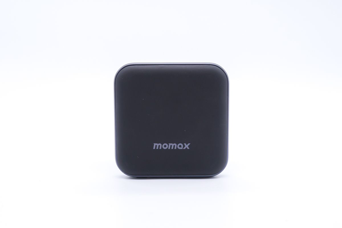 小而强大，MOMAX超迷你MFi认证磁吸无线充电宝评测-充电头网