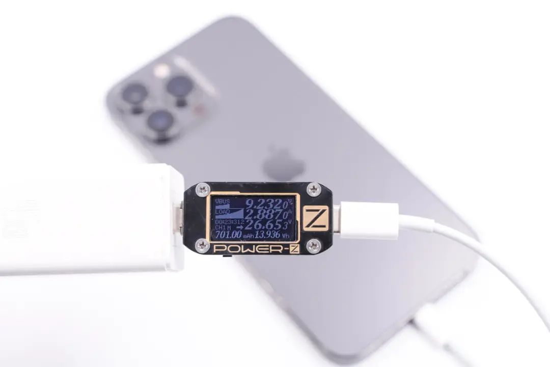 苹果iPhone13 Pro Max充电功率揭晓：有惊喜！-充电头网