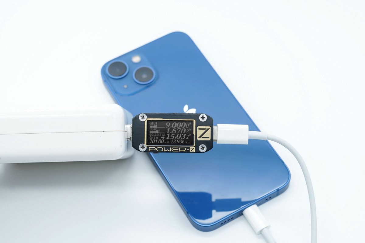 苹果早已标注了快充功率？实测四款iPhone13，别乱买充电器-充电头网